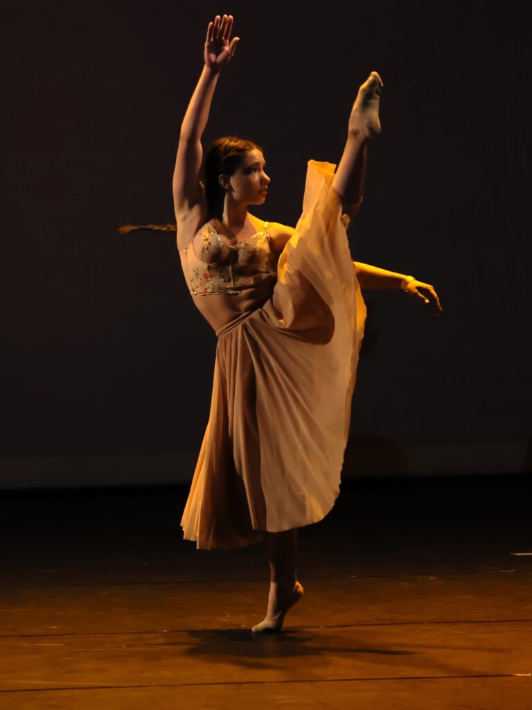 Bailarina: Luiza Prestes
Cia.: Balled Studio de Dança